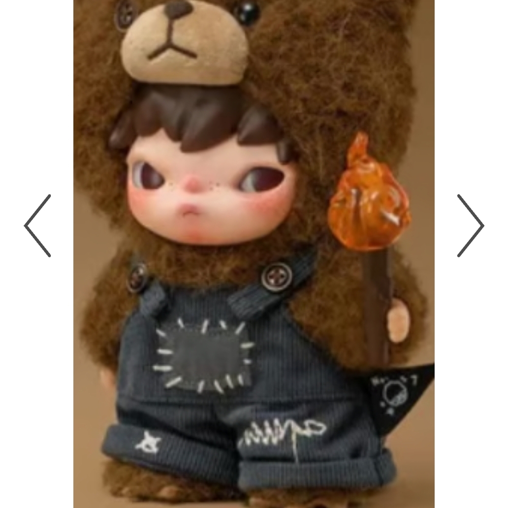 Hirono Plush Pop Mart